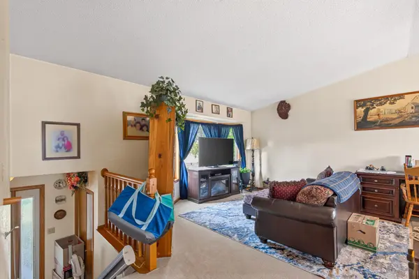 606 8th ST NW, Buffalo, MN 55313