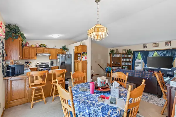 606 8th ST NW, Buffalo, MN 55313