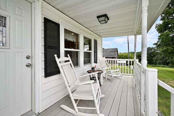 37000 Krage DR, Winona, MN 55987