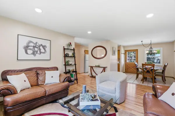 154 Yoho DR, Anoka, MN 55303