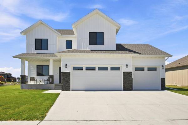 102 Annies WAY, Mapleton, ND 58059