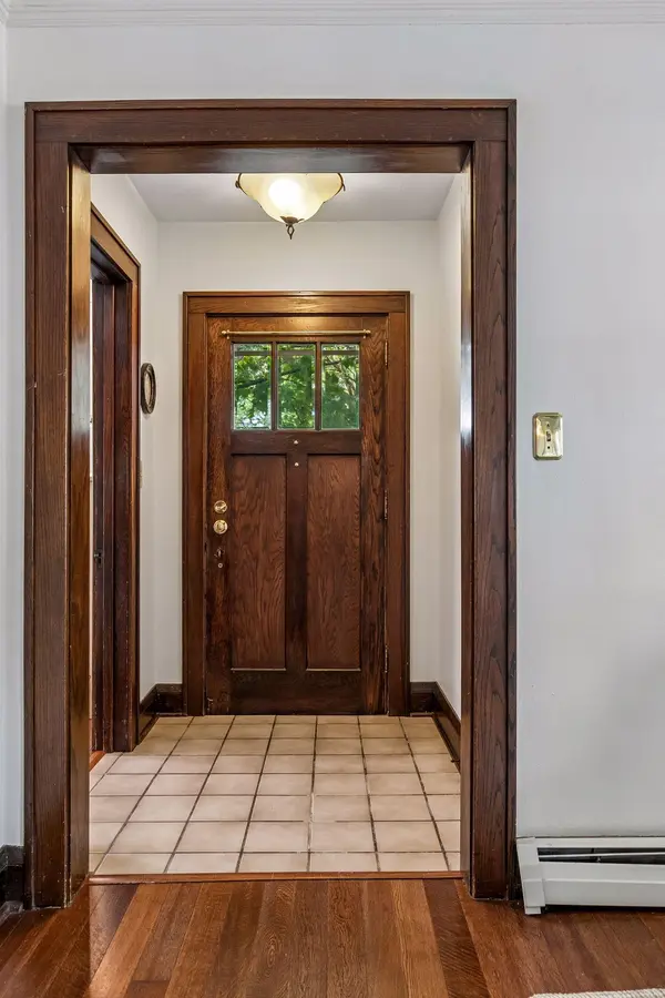 422 Brimhall ST, Saint Paul, MN 55105