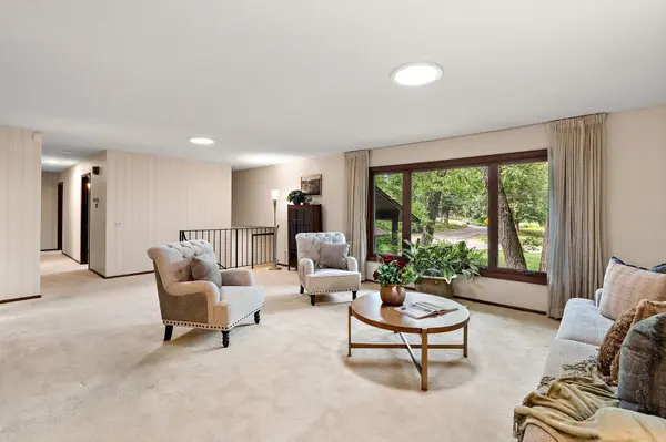 2101 Sheridan Hills RD, Minnetonka, MN 55391
