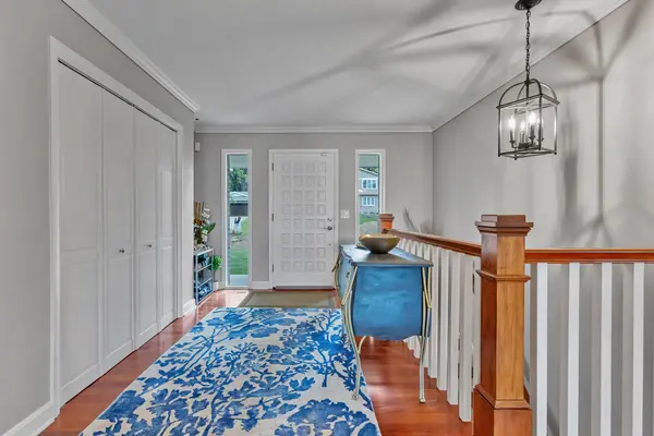 7001 Lanham LN, Edina, MN 55439