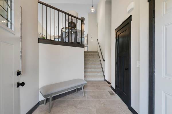 18560 Hexham LN, Lakeville, MN 55044