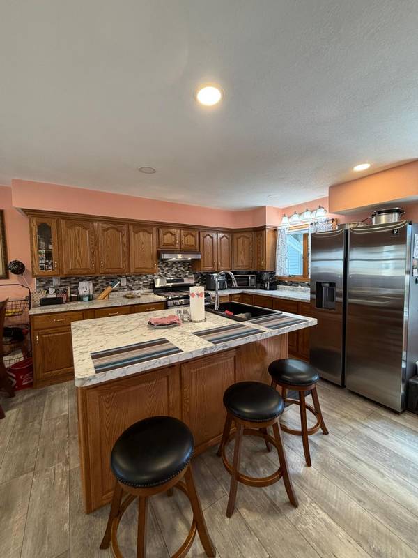 231 Elizabeth ST E, Edgerton, MN 56128