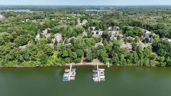 10850 Woodland DR, Chisago City, MN 55013