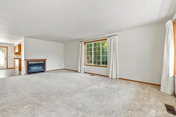 112 W 2nd ST #A, Everson, WA 98247