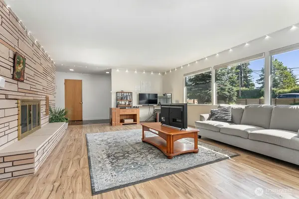 429 12th ST, Blaine, WA 98230