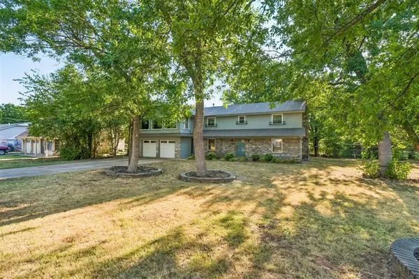 2415 Weatherford DR, Norman, OK 73071