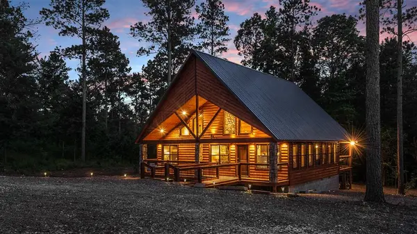38 Rough Cut CIR, Broken Bow, OK 74728