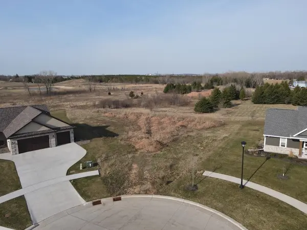 MORNINGSTAR LN, Oshkosh, WI 54904