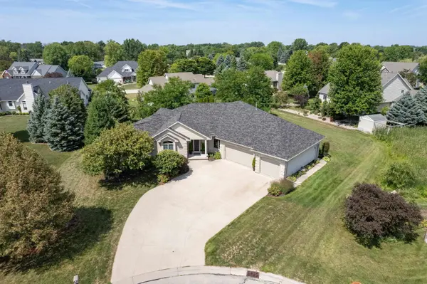 3537 SWEETWOOD CT,  Appleton,  WI 54913-7966