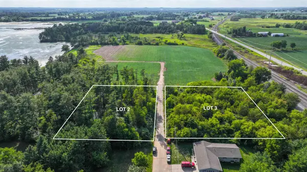 3RD AVE #3, Weyauwega, WI 54983