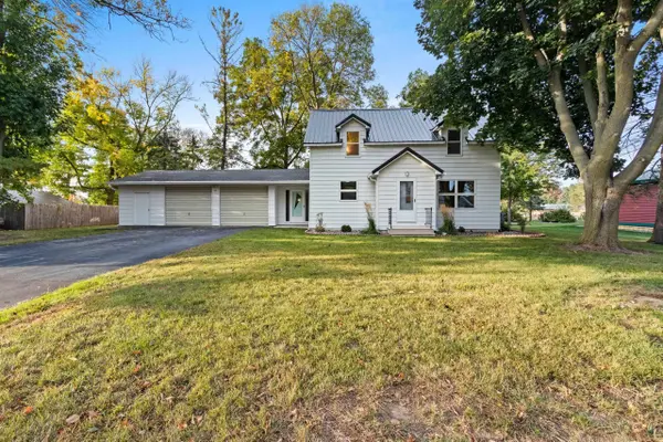 243 CHICAGO ST, Pulaski, WI 54162