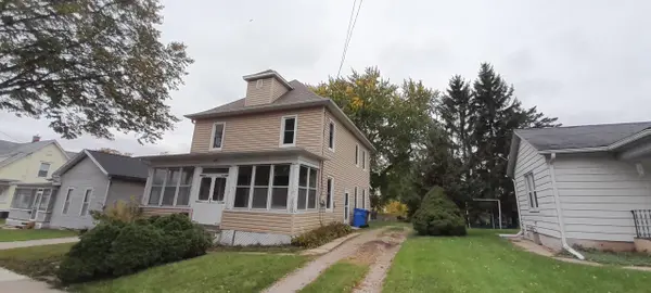 406 S MONTGOMERY ST, Watertown, WI 53094
