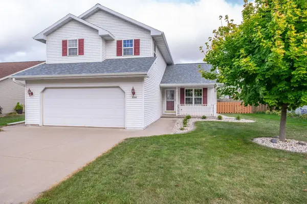 2764 CLOVER ST, Oshkosh, WI 54901