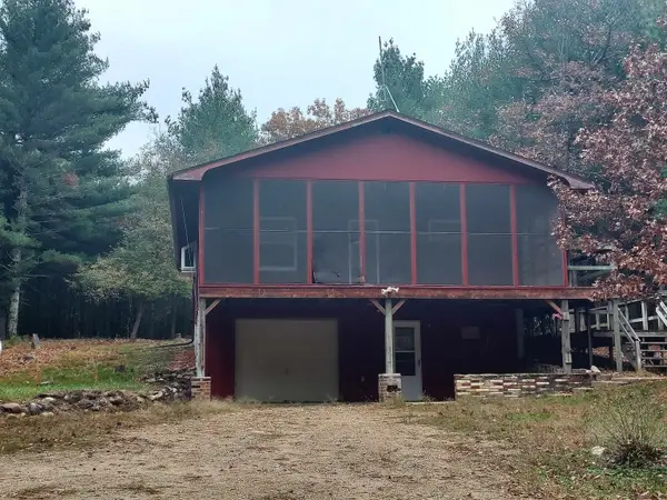 W5146 COUNTY RD W, Wild Rose, WI 54984