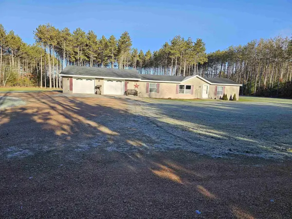 5666 W WILDERNESS LN, Bancroft, WI 54921