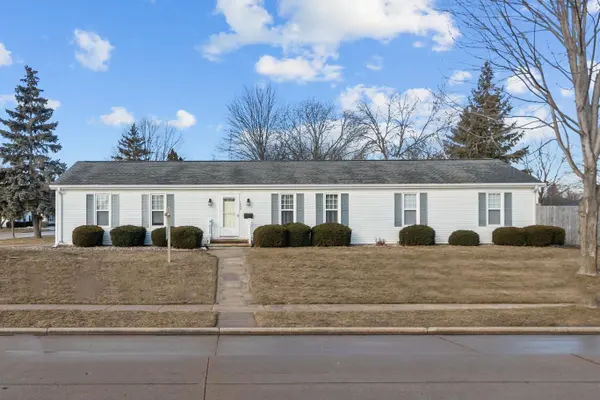 1855 GEORGIA ST, Oshkosh, WI 54902