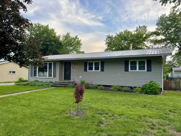 1411 S 16TH ST, Prairie Du Chien, WI 53821