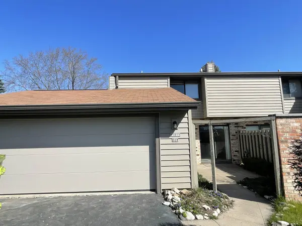 11015 N ELDER TREE CT,  Mequon,  WI 53092
