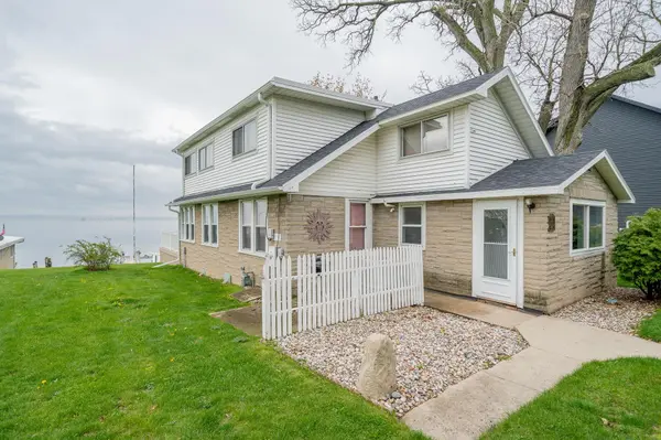 5083 WASHINGTON ST, Butte Des Morts, WI 54901