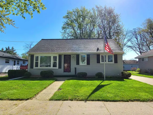 906 S WALDEN AVE, Appleton, WI 54915