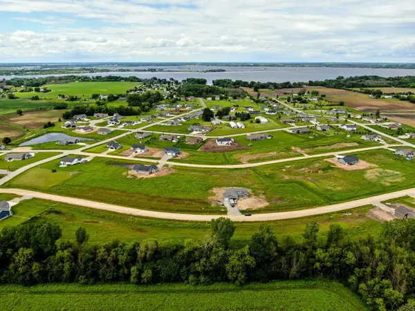 FENCELINE LN #44, Omro, WI 54963-0000