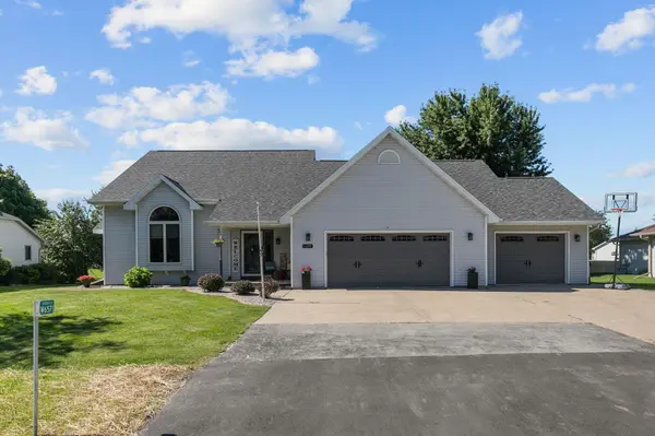 W6571 SCHOOL RD, Greenville, WI 54942