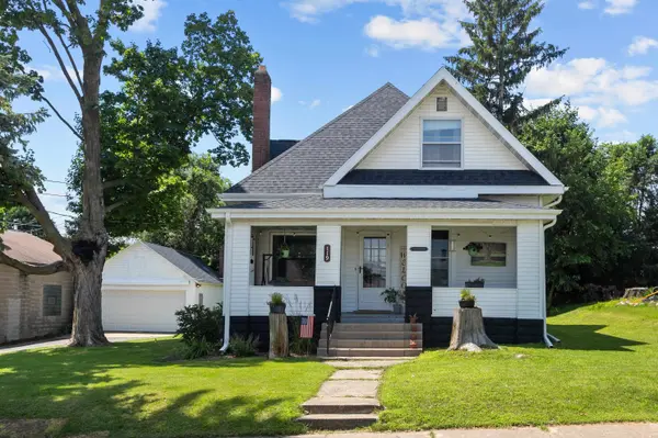 119 N MILL ST, Hortonville, WI 54944