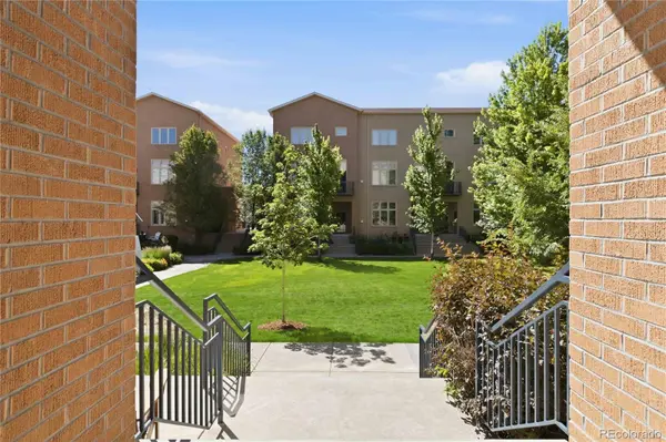 220 Roslyn ST #710, Denver, CO 80230