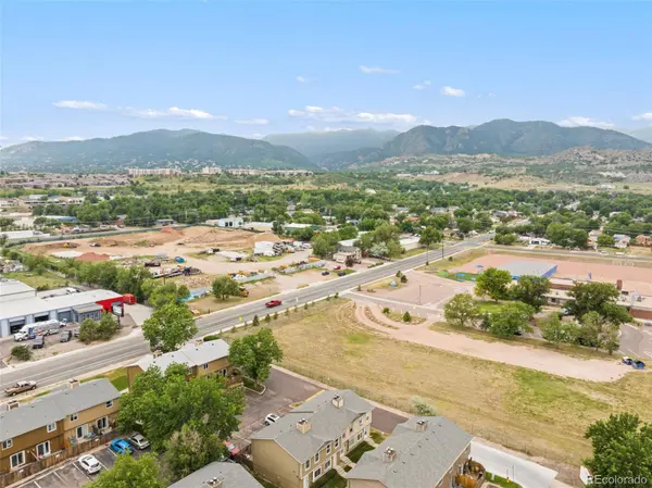 2152 Baltimore CIR, Colorado Springs, CO 80904