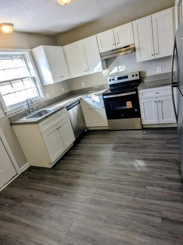 736 Holder Dr, Nashville, TN 37217