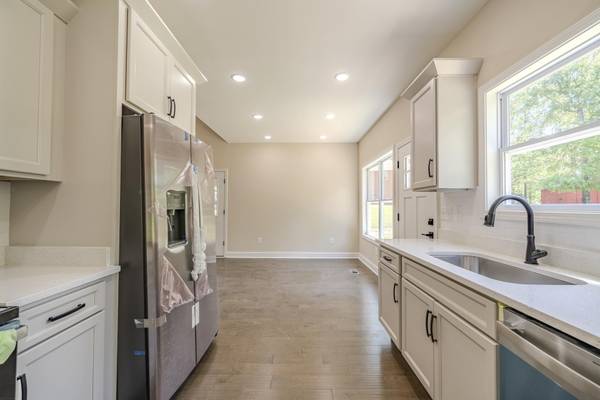 50 FOX TROT RD, Adamsville, TN 38310