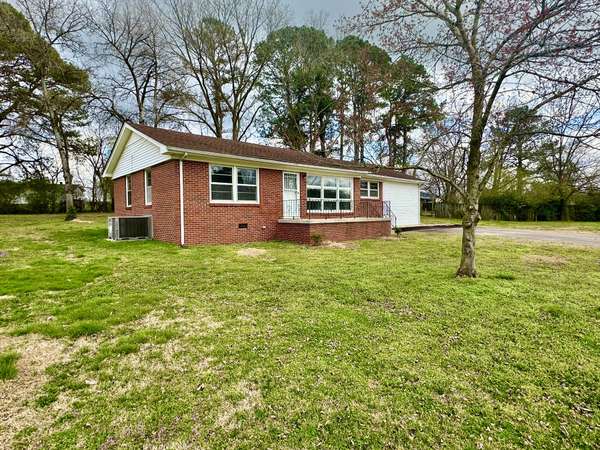 730 Rackley Dr, Pulaski, TN 38478