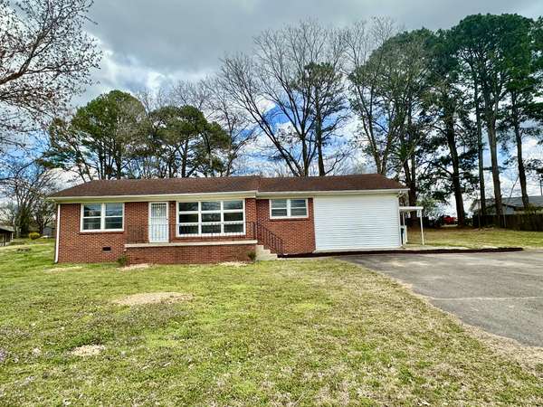 730 Rackley Dr, Pulaski, TN 38478