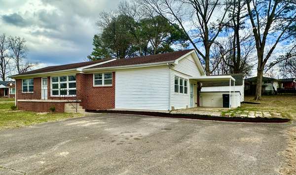 730 Rackley Dr, Pulaski, TN 38478