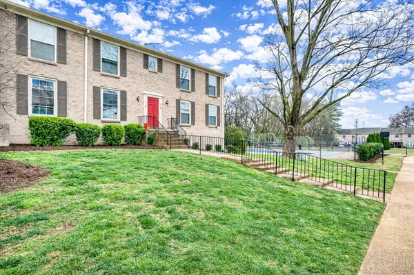 1011 Murfreesboro Rd #L10, Franklin, TN 37064