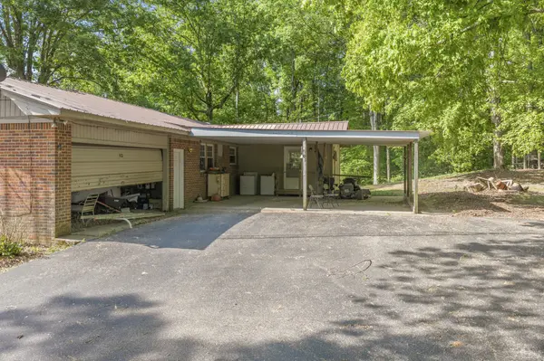 4536 Brooksie Thompson Rd, Decaturville, TN 38329