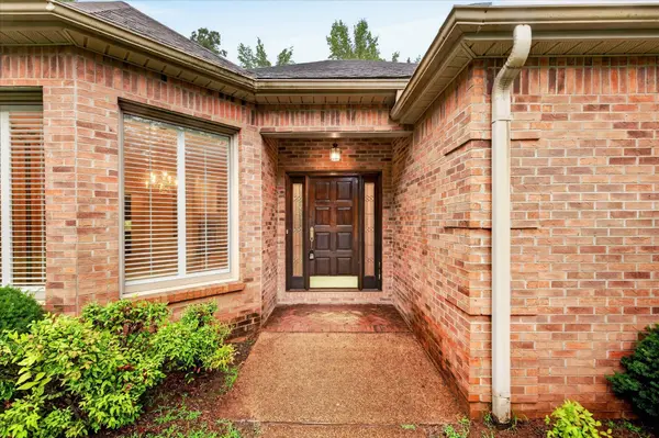 216 Patrick Dr, Dover, TN 37058