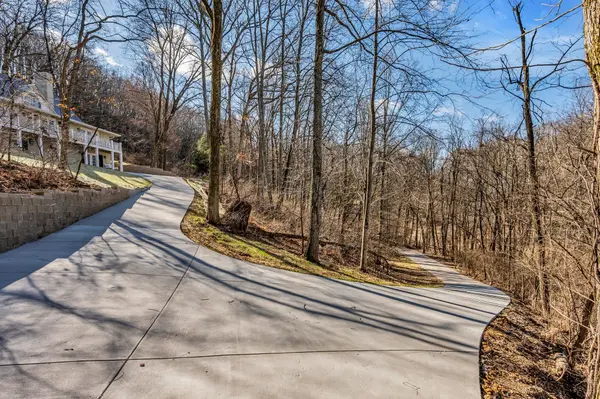 5322 General Forrest Ct, Nashville, TN 37215