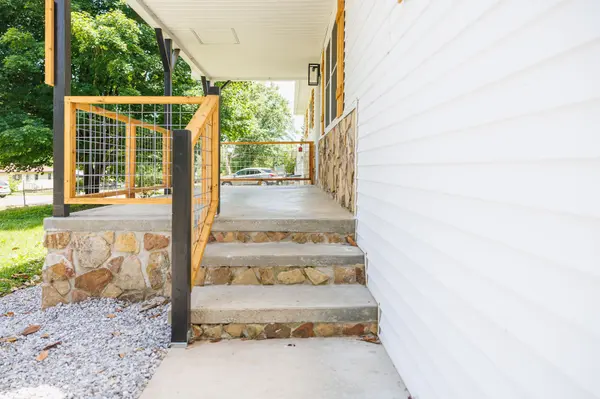 4543 S Creek Rd, Cookeville, TN 38506