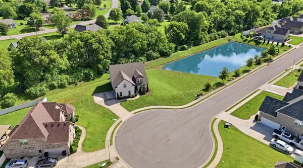 5152 Cedar Retreat Dr, Murfreesboro, TN 37129