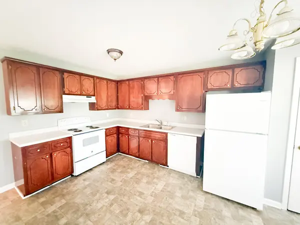 952 Princeton Dr, Clarksville, TN 37042