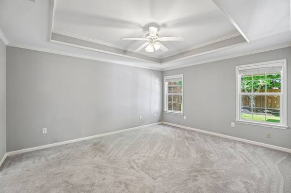 704 Village Green Cir, Murfreesboro, TN 37128