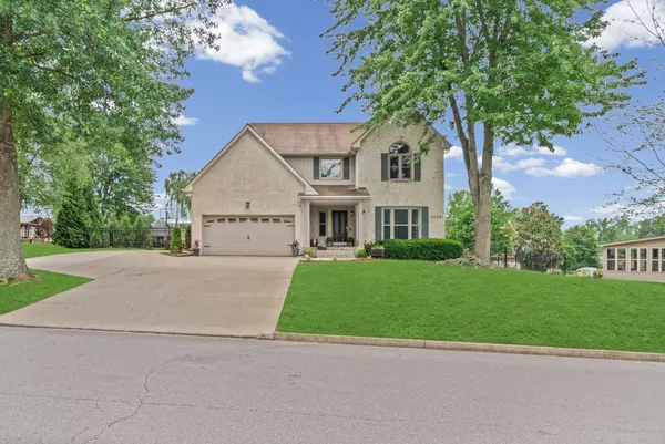 3154 Quincy Ln, Clarksville, TN 37043