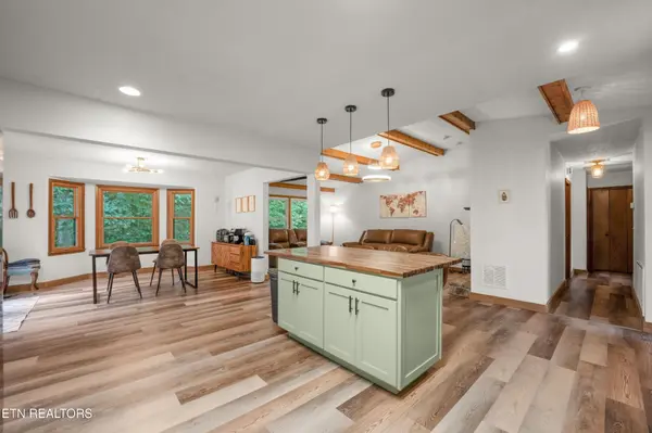 241 Cardinal Loop, Crossville, TN 38555