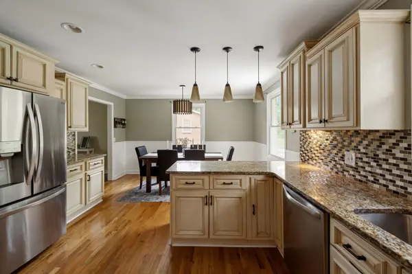 608 Harpeth Pkwy #E, Nashville, TN 37221