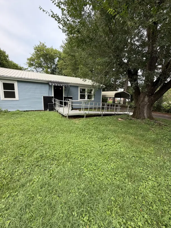 7204 Highway 76 #W, Adams, TN 37010